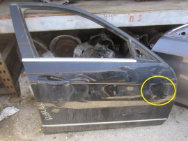 Mercedes Benz - DOOR - 212